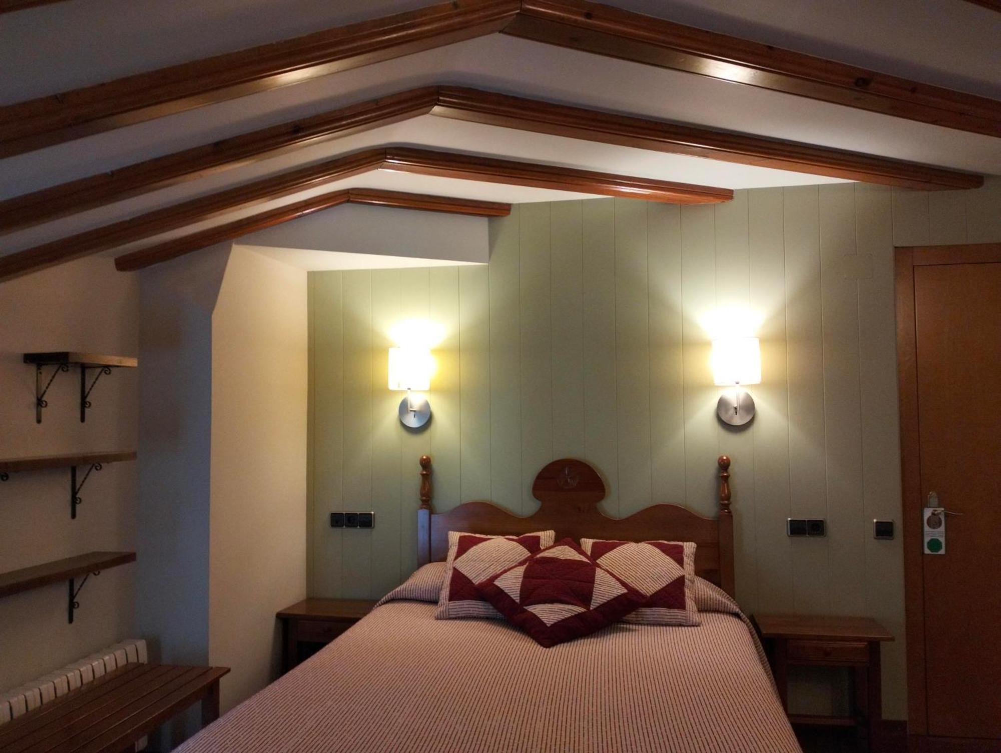 Hotel Aragueells Benasque Esterno foto
