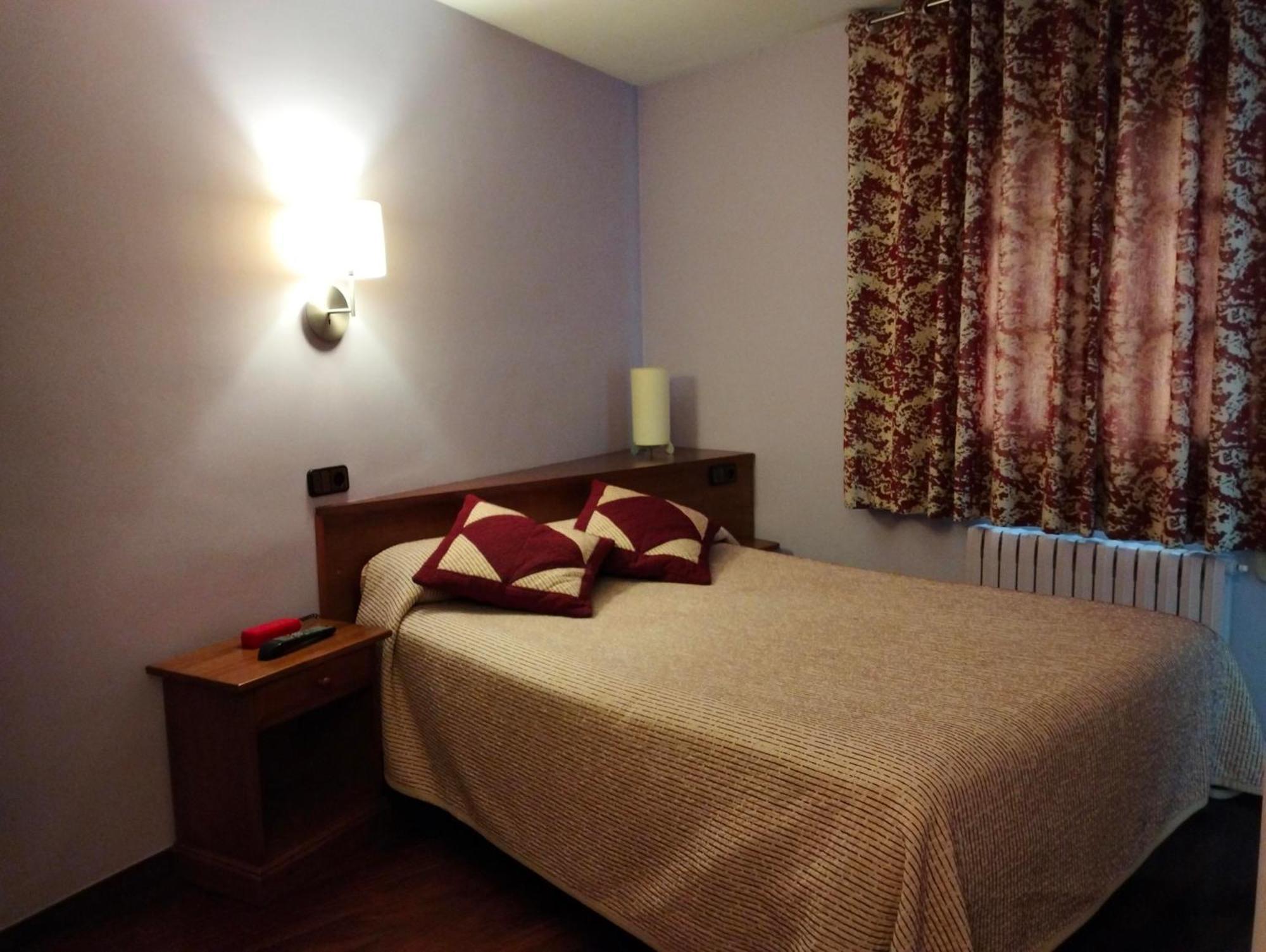Hotel Aragueells Benasque Esterno foto