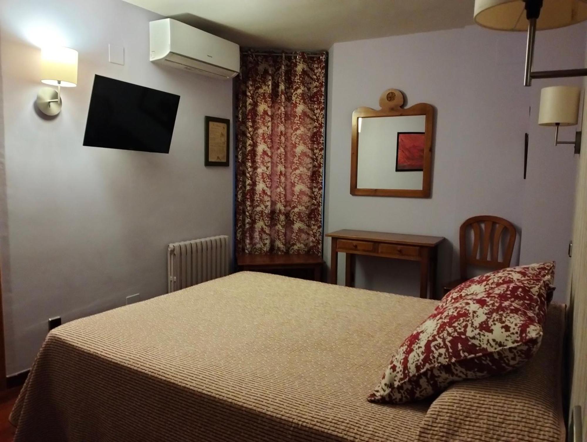 Hotel Aragueells Benasque Esterno foto