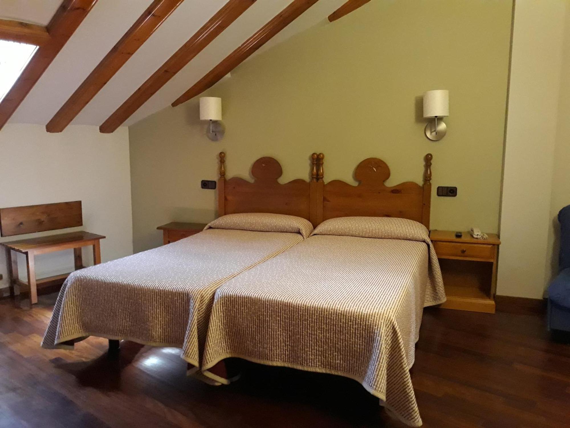Hotel Aragueells Benasque Esterno foto