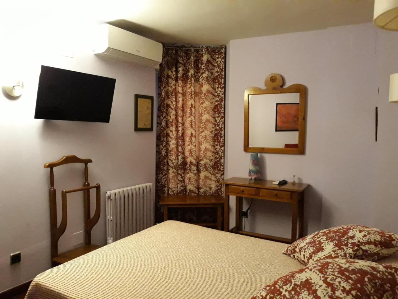 Hotel Aragueells Benasque Esterno foto